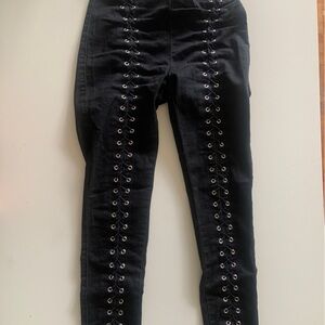 3 FOR 30 🎉 Lace Up High Rise Jeans Size 5